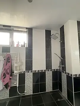 Queen_sofiyaa – webcam model profile photo Image 19