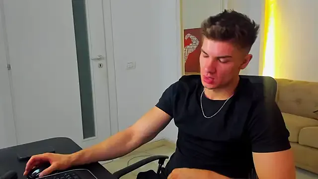 oxo_yuna_oxo – webcam model profile photo Image 10