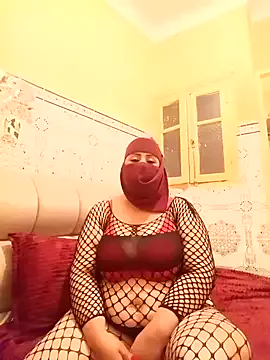 mayakhalyfaa Image 7