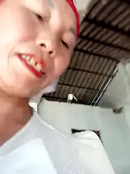 oxo_yuna_oxo – webcam model profile photo Image 10