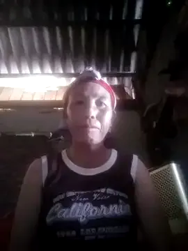 oxo_yuna_oxo – webcam model profile photo Image 3