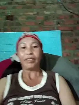 oxo_yuna_oxo – webcam model profile photo Image 7