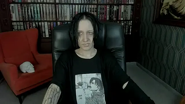 LolyMenson – webcam model profile photo Image 11