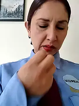 jasminesummer – webcam model profile photo Image 2