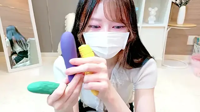 riya190 – webcam model profile photo Image 10