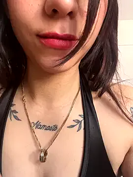 oxo_yuna_oxo – webcam model profile photo Image 18