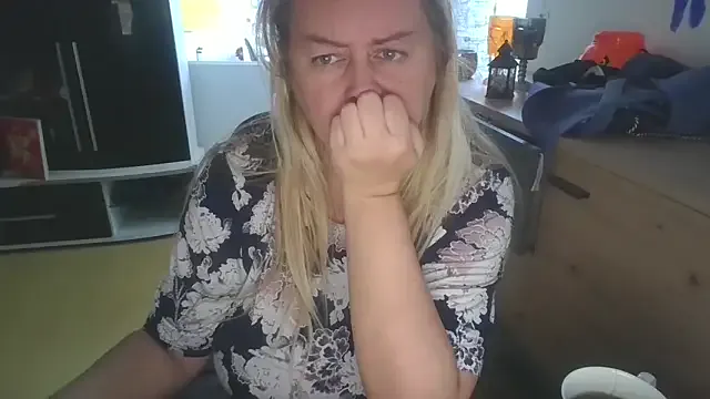 ManaMi-maru – webcam model profile photo Image 18