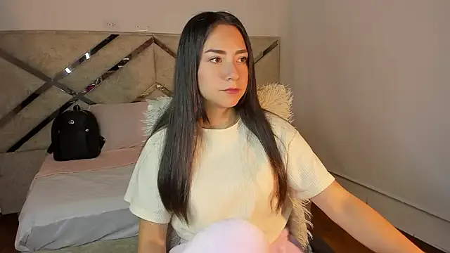 maataaan – webcam model profile photo Image 15