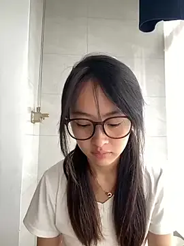 FariBanxOfficial – webcam model profile photo Image 12