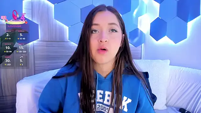 oxo_yuna_oxo – webcam model profile photo Image 17