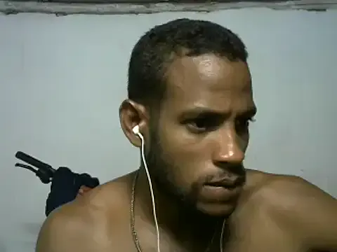 Brian_Stars – webcam model profile photo Image 2