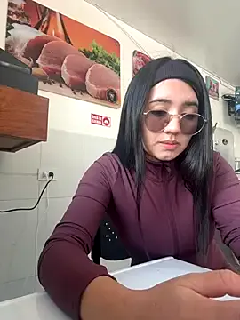 Hannahoff – webcam model profile photo Image 4