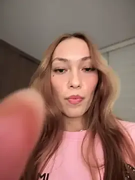 maataaan – webcam model profile photo Image 12