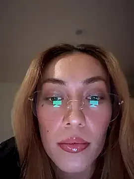 maataaan – webcam model profile photo Image 17