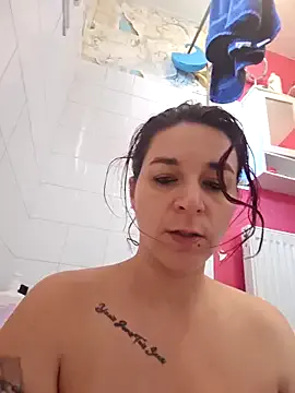 winter11 – webcam model profile photo Image 11