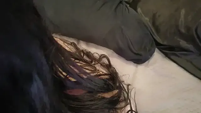 oxo_yuna_oxo – webcam model profile photo Image 10