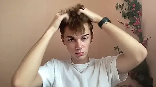 Sofia3393 – webcam model profile photo Image 10