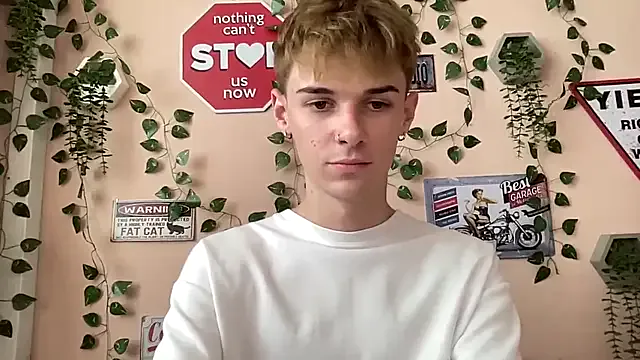 Sofia3393 – webcam model profile photo Image 16