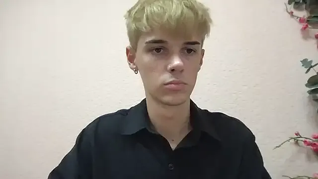 Sofia3393 – webcam model profile photo Image 2