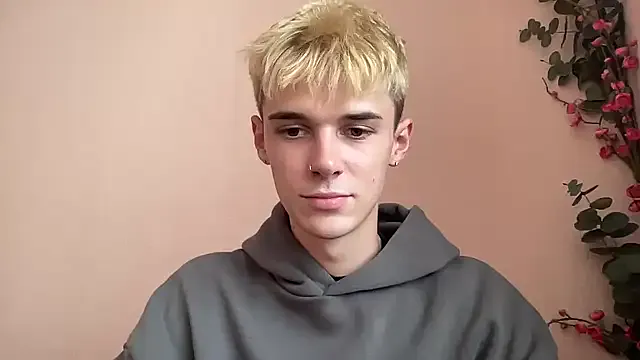 Sofia3393 – webcam model profile photo Image 6