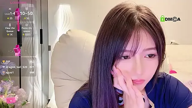 KiraMae – webcam model profile photo Image 5