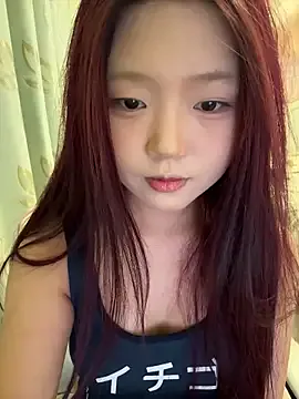 oxo_yuna_oxo – webcam model profile photo Image 18