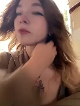 LOVE_MIREI_LOVE – webcam model profile photo Image 6