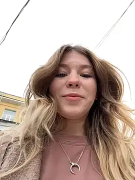 LOVE_MIREI_LOVE – webcam model profile photo Image 7