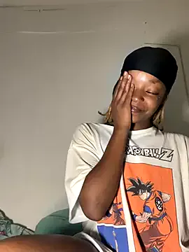 oxo_yuna_oxo – webcam model profile photo Image 10