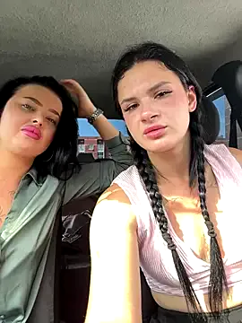 oxo_yuna_oxo – webcam model profile photo Image 7