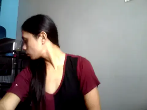 Priyajaanbaby – webcam model profile photo Image 15