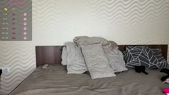 Yui-Ch – webcam model profile photo Image 12