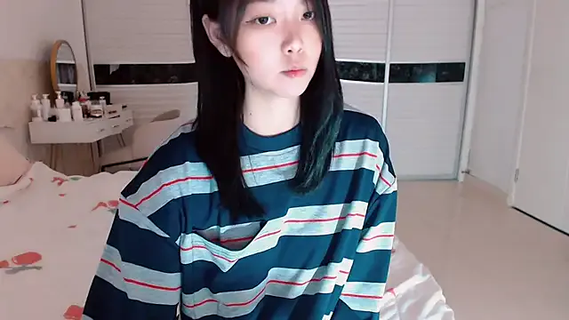 Megu_Melon – webcam model profile photo Image 16