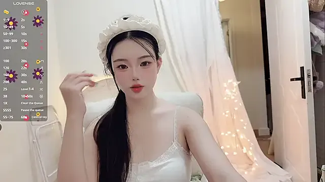 Nonchan_ – webcam model profile photo Image 18