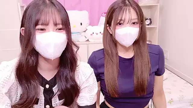 roouse – webcam model profile photo Image 18