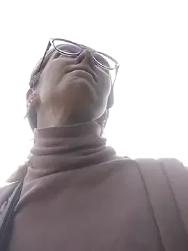 oxo_yuna_oxo – webcam model profile photo Image 7