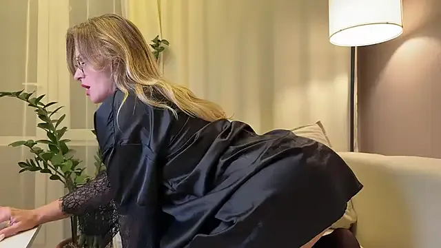 ManaMi-maru – webcam model profile photo Image 7