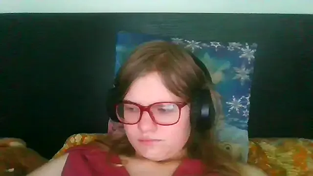 oxo_yuna_oxo – webcam model profile photo Image 10