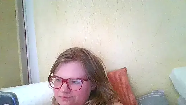 oxo_yuna_oxo – webcam model profile photo Image 14