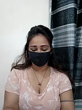 EllieParkeer – webcam model profile photo Image 13