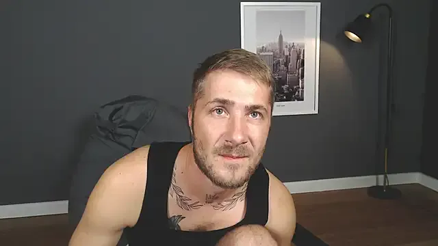 TeenNPlay – webcam model profile photo Image 11