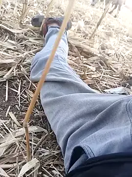 roouse – webcam model profile photo Image 19