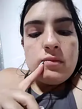 Naiara_Love Image 2