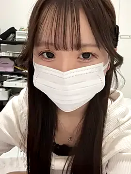 roouse – webcam model profile photo Image 5