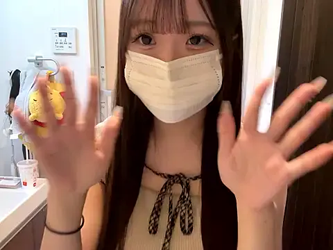 roouse – webcam model profile photo Image 8