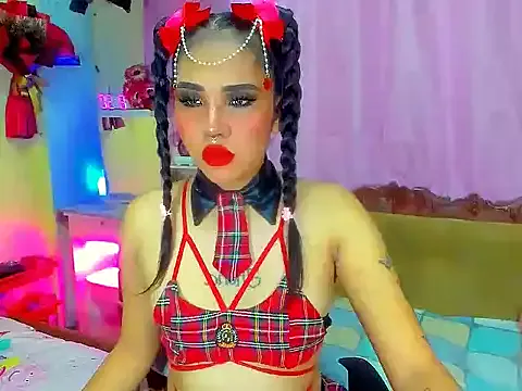 oxo_yuna_oxo – webcam model profile photo Image 5