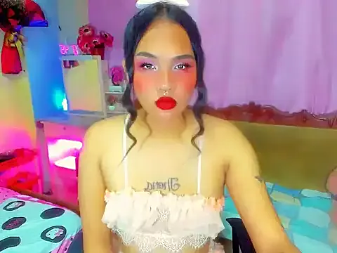 oxo_yuna_oxo – webcam model profile photo Image 6