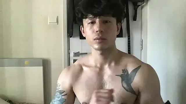 Yo155 – webcam model profile photo Image 13