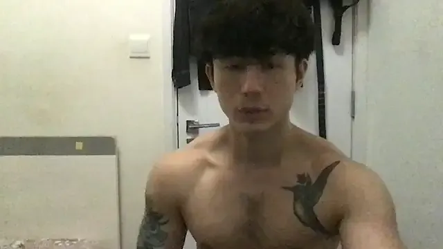 Yo155 – webcam model profile photo Image 15