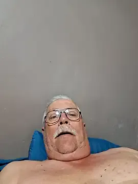 maataaan – webcam model profile photo Image 11